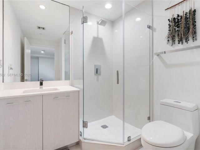 Apartment for sale  Unit #3005 - photo 7325025