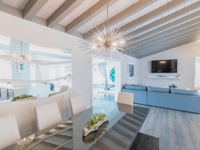 5-bedroom home for rent in Fort Lauderdale - 2275 SW 44th Street - MondialRealty