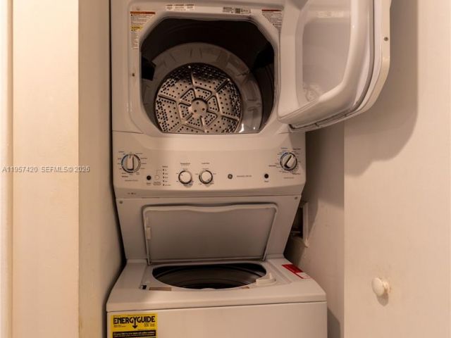 Apartment for sale  Unit #4511 - photo 7325200