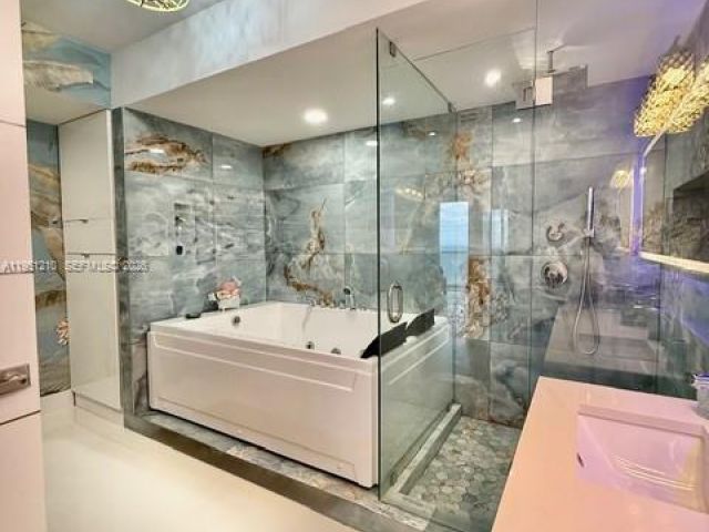 Apartment for rent  Unit #3102 - photo 7316970