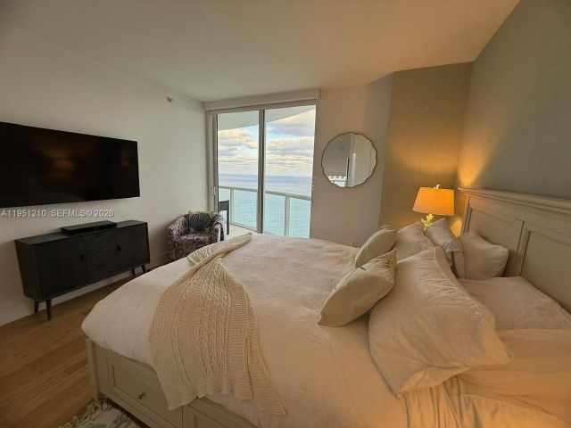 Apartment for rent  Unit #3102 - photo 7316972