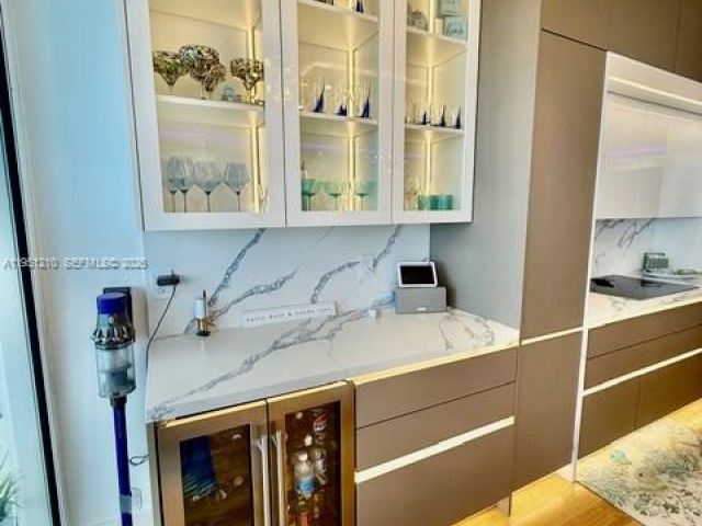 Apartment for rent  Unit #3102 - photo 7316977