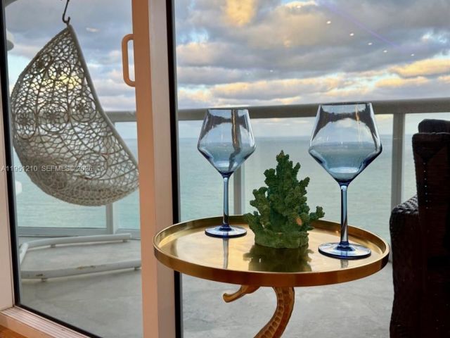 Apartment for rent  Unit #3102 - photo 7316980