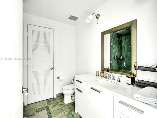 Apartment for sale  Unit #2722 - photo 7438813
