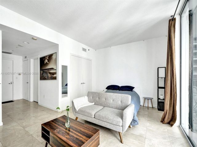 Apartment for sale  Unit #2722 - photo 7438819