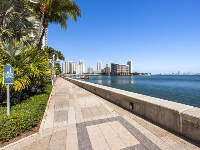 Apartment for rent  Unit #606 - photo 7440605