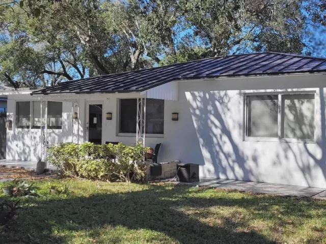 3-bedroom home for rent in North Miami - 875 NE 130th St 0 - MondialRealty