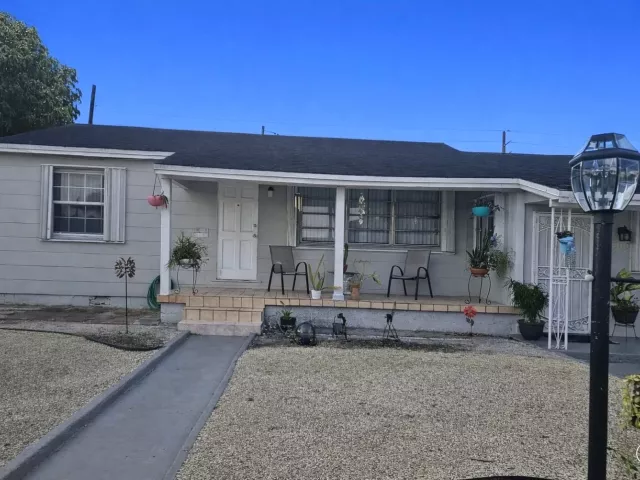 5-bedroom home for sale in Miami - 3500 NW 12th Street - MondialRealty