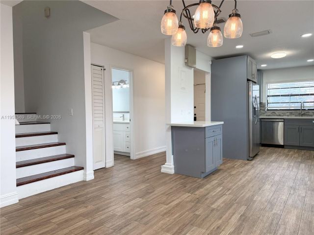 3-bedroom home for rent in Pembroke Pines - 9151 Orchid Tree Ln 131 - MondialRealty