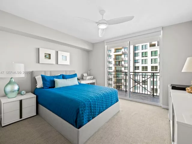 2-bedroom condo for sale in Fort Lauderdale - 600 W Las Olas Blvd 1605S - MondialRealty