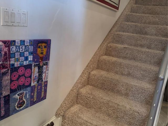 Apartment for rent  Unit #818 - photo 7325082