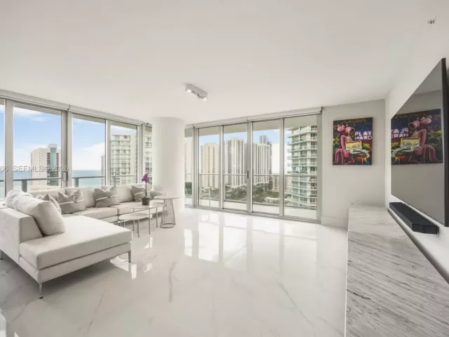 3-bedroom condo for sale in Sunny Isles Beach - 300 Sunny Isles Blvd 4-2202 - MondialRealty