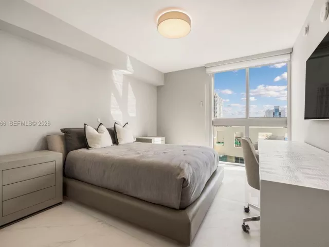 3-bedroom condo for sale in Sunny Isles Beach - 300 Sunny Isles Blvd 4-2202 - MondialRealty