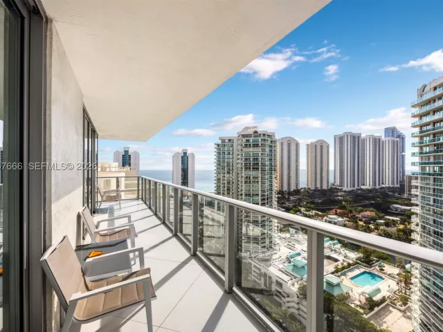 3-bedroom condo for sale in Sunny Isles Beach - 300 Sunny Isles Blvd 4-2202 - MondialRealty