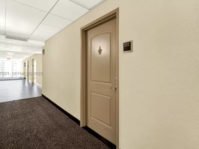 2-bedroom condo for sale in Sunny Isles Beach - 100 S Bayview Dr 1222 - MondialRealty