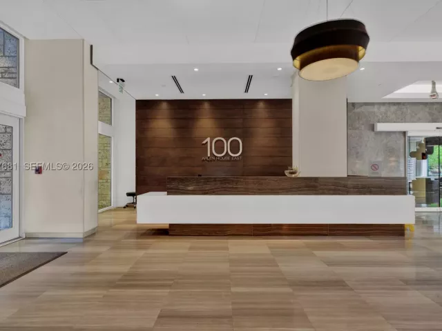 2-bedroom condo for sale in Sunny Isles Beach - 100 S Bayview Dr 1222 - MondialRealty