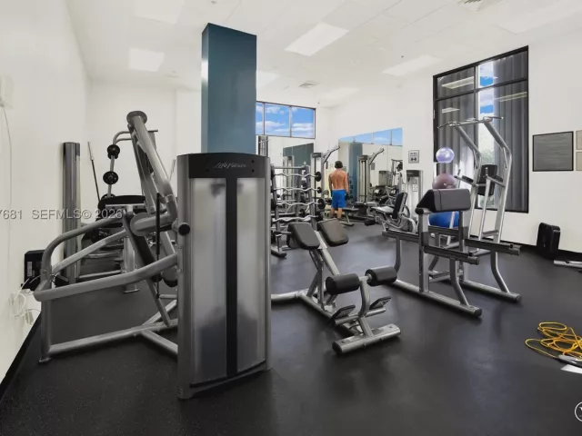 2-bedroom condo for sale in Sunny Isles Beach - 100 S Bayview Dr 1222 - MondialRealty