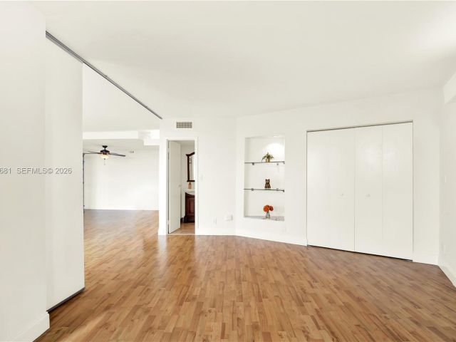 Apartment for sale  Unit #1222 - photo 7368089