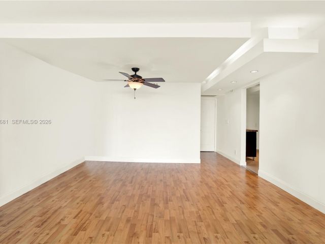 Apartment for sale  Unit #1222 - photo 7368097