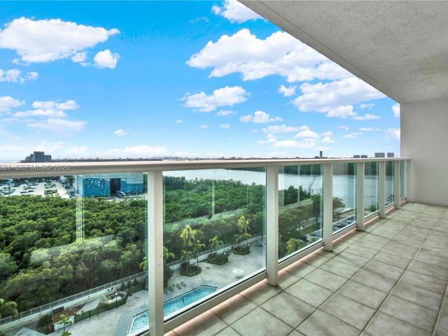 Apartment for sale  Unit #1222 - photo 7368103