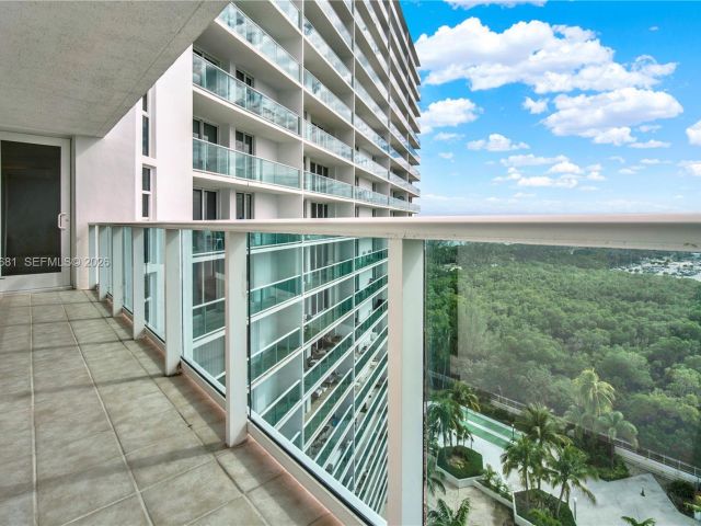 Apartment for sale  Unit #1222 - photo 7368105