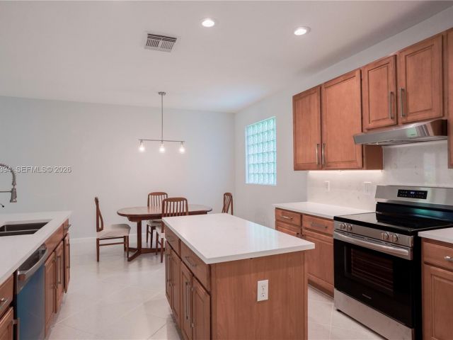 Home for sale at 1518 Fenton Dr - photo 7322205