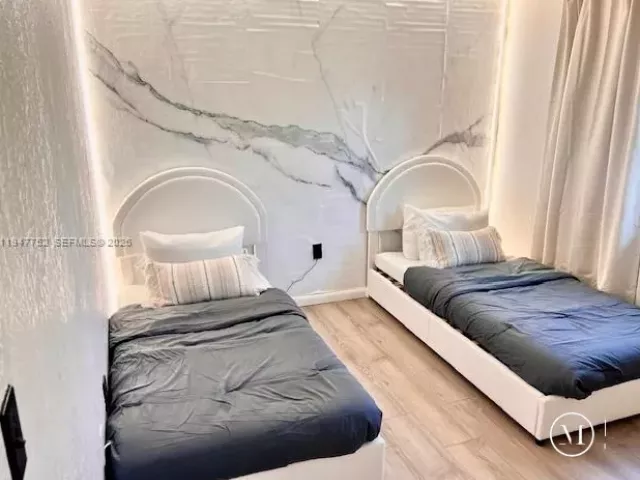 3-bedroom home for rent in Hallandale Beach - 601 NW 10th St 1 - MondialRealty