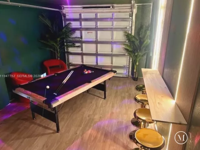 3-bedroom home for rent in Hallandale Beach - 601 NW 10th St 1 - MondialRealty