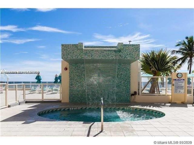 1-bedroom condo for rent in Hollywood - 2501 S Ocean Dr 838 - MondialRealty