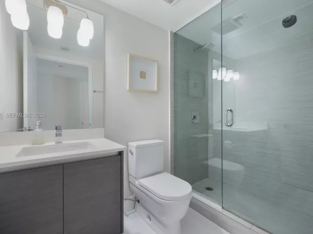 3-bedroom condo for sale in Sunny Isles Beach - 300 Sunny Isles Blvd 4-1501 - MondialRealty