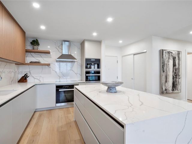 Apartment for sale  Unit #1633 - photo 7331821