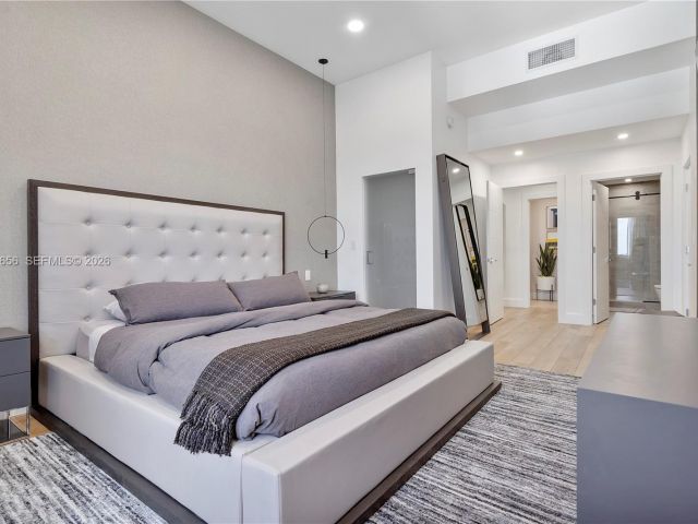 Apartment for sale  Unit #1633 - photo 7331822