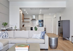 Apartment #1633 at Roney Palace