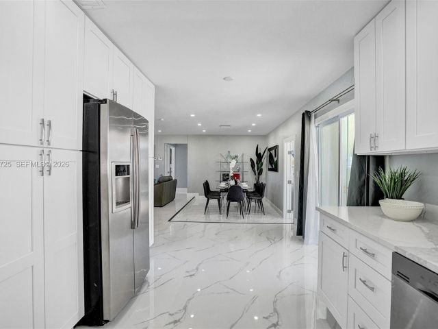 Home for sale at 477 SE 17th Ter - photo 7327161