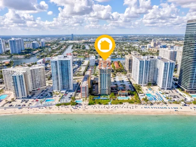 2-bedroom condo for sale in Hallandale Beach - 2080 S Ocean Dr 506 - MondialRealty