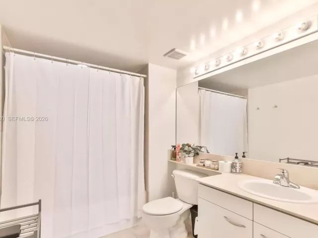 2-bedroom condo for sale in Hallandale Beach - 2080 S Ocean Dr 506 - MondialRealty