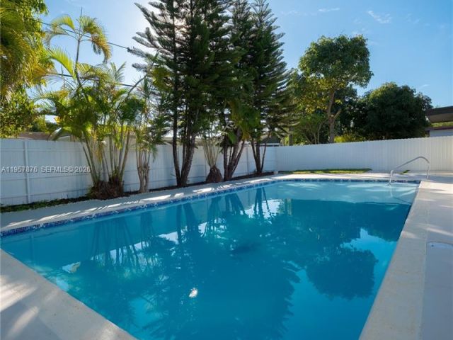 Home for sale at 15411 NE 10th Ave - photo 7332013