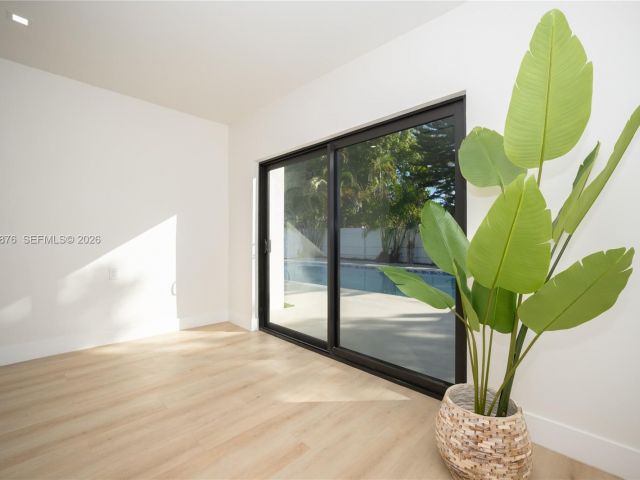 Home for sale at 15411 NE 10th Ave - photo 7332021