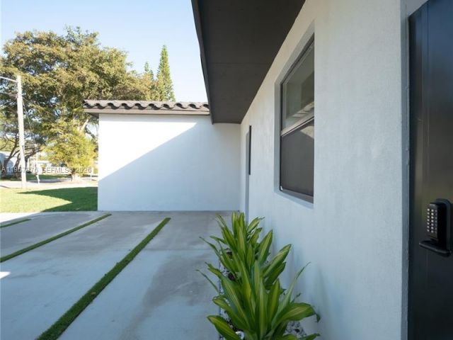 Home for sale at 15411 NE 10th Ave - photo 7332025