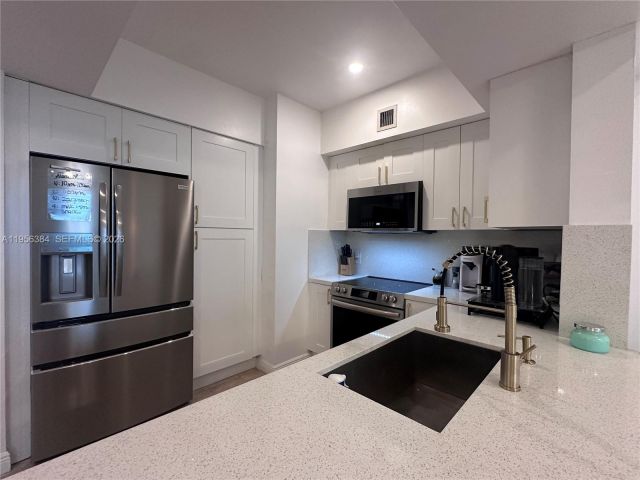 1-bedroom condo for rent in Hallandale Beach - 1755 E Hallandale Beach Blvd 304E - MondialRealty