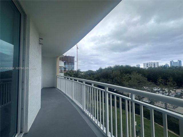 1-bedroom condo for rent in Hallandale Beach - 1755 E Hallandale Beach Blvd 304E - MondialRealty