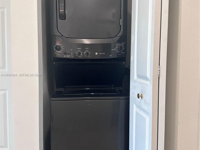 1-bedroom condo for rent in Hallandale Beach - 1755 E Hallandale Beach Blvd 304E - MondialRealty