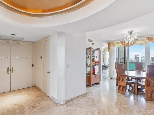 3-bedroom condo for rent in Sunny Isles Beach - 19111 Collins Ave 2503 - MondialRealty