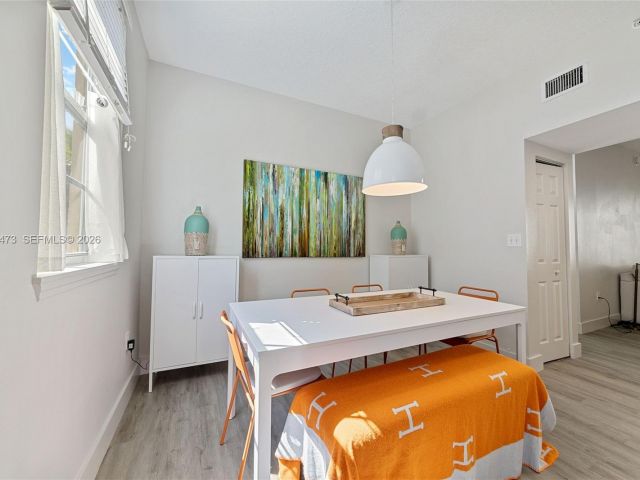 Home for rent at 2067 S Ocean Dr TH5 - photo 7329104