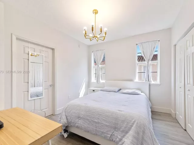 3-bedroom home for rent in Hallandale Beach - 2067 S Ocean Dr TH5 - MondialRealty