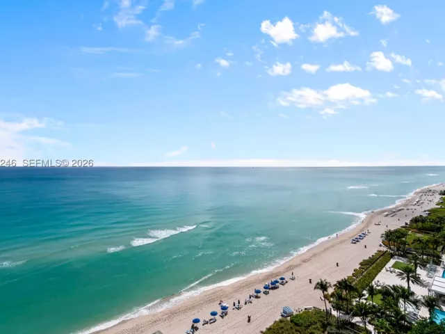 3-bedroom condo for sale in Sunny Isles Beach - 16275 Collins Ave 1501 - MondialRealty