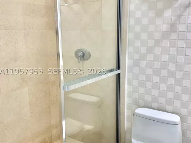 3-bedroom condo for rent in Hollywood - 3101 S Ocean Dr 1701 - MondialRealty