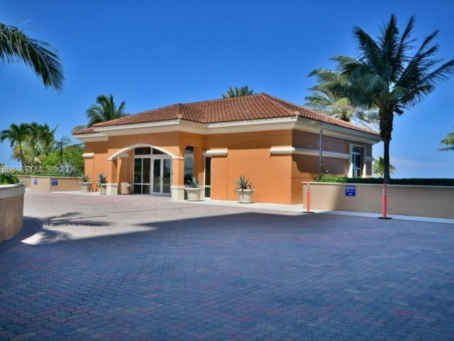 2-bedroom condo for rent in Hallandale Beach - 2080 S Ocean Dr 303 - MondialRealty