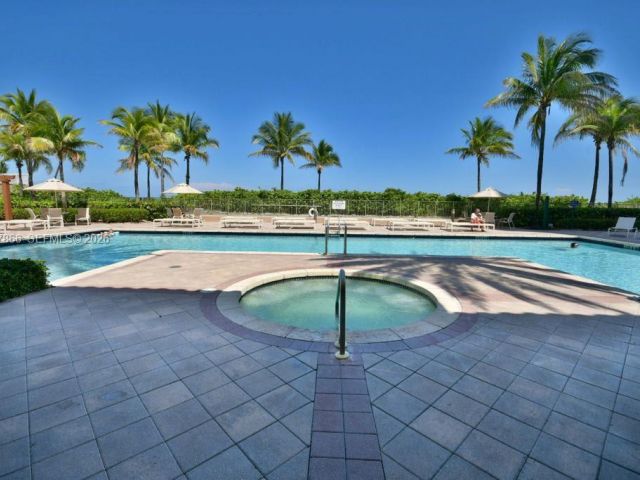 2-bedroom condo for rent in Hallandale Beach - 2080 S Ocean Dr 303 - MondialRealty