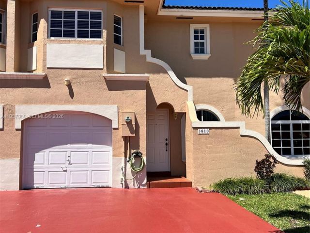 3-bedroom home for rent in Miami - 3810 SW 153rd Pl - MondialRealty